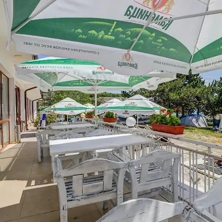 Saint George * Topola