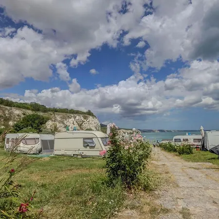 Kamp alanı Saint George Topola
