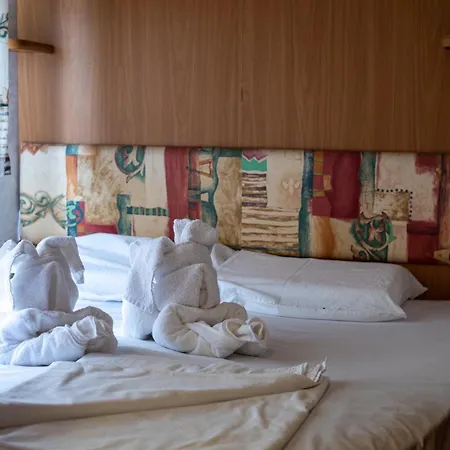 Saint George Kemping Topola