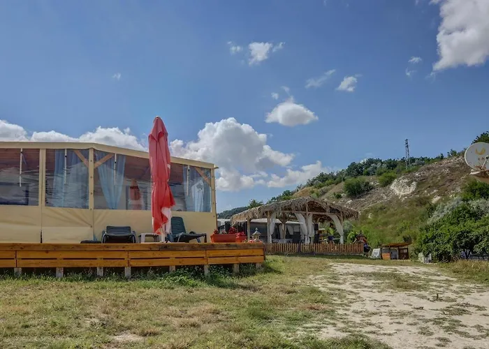 Saint George Топола